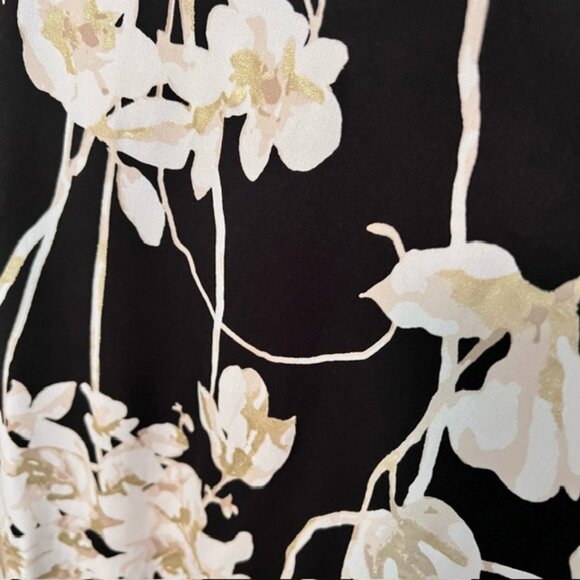 JM Collection Woman tunic, with Gold foil print accents and Studded Split-Sleeve - Picture 4 of 13